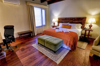 pensativo house hotel