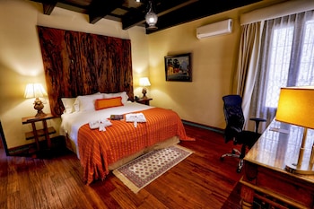 pensativo house hotel