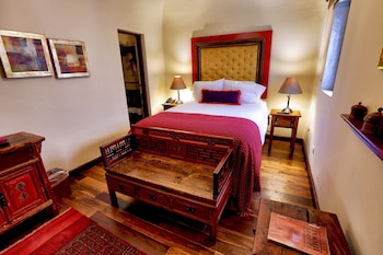 pensativo house hotel