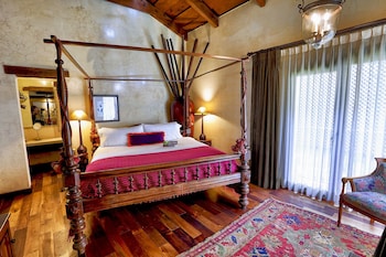 pensativo house hotel
