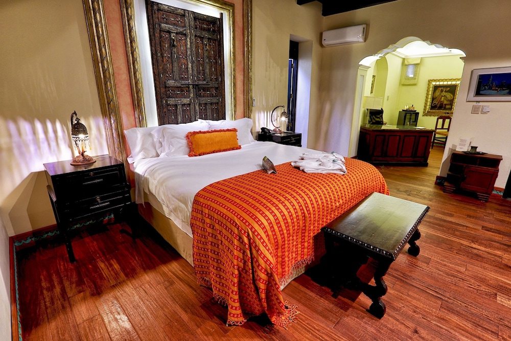 pensativo house hotel