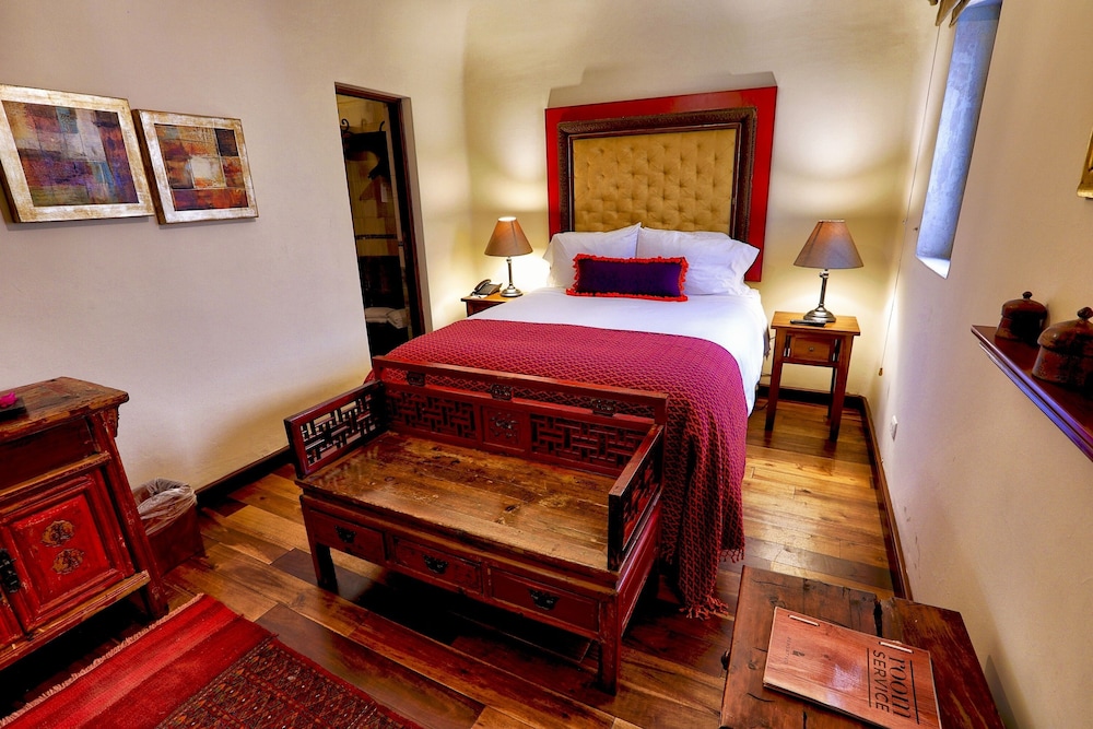 pensativo house hotel