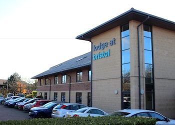 lodge at bristol