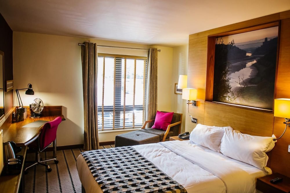 lodge at bristol