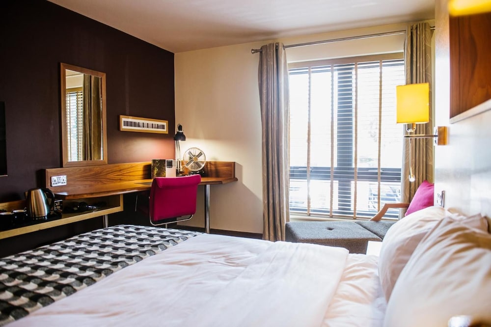 lodge at bristol