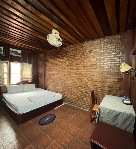 zuela guesthouse and restaurant