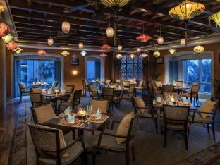 shangri la residences and apartments