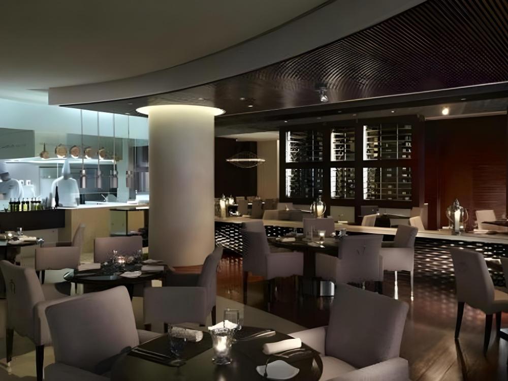 shangri la residences and apartments