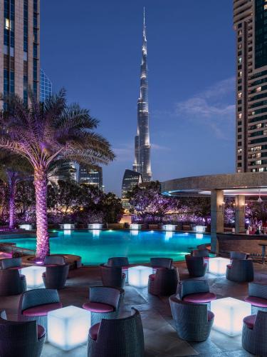 shangri la residences and apartments