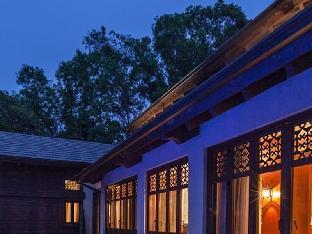wuzhishan yatai rainforest resort