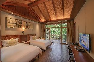 wuzhishan yatai rainforest resort