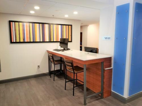 holiday inn express columbia two notch by ihg