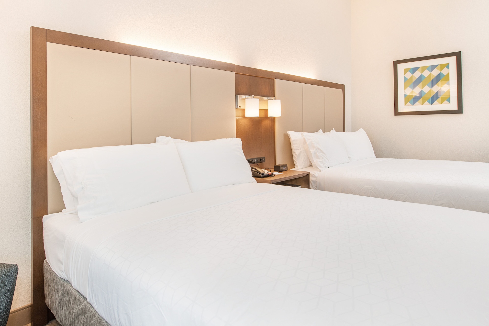 holiday inn express and suites columbia i 26 harbison blvd