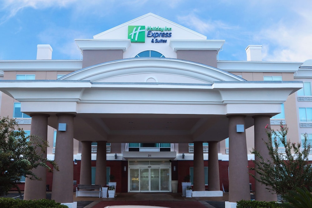 holiday inn express and suites columbia i 26 harbison blvd