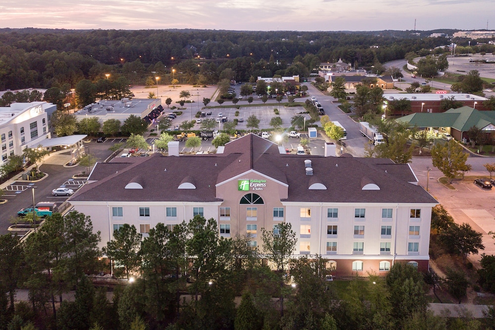 holiday inn express and suites columbia i 26 harbison blvd