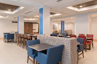 holiday inn express and suites columbia i 26 harbison blvd