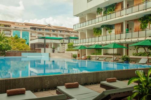 hotel somadevi angkor boutique and resort