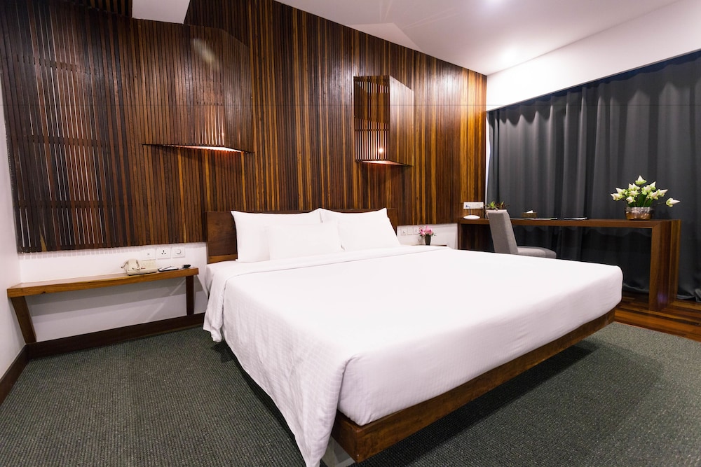 hotel somadevi angkor boutique and resort