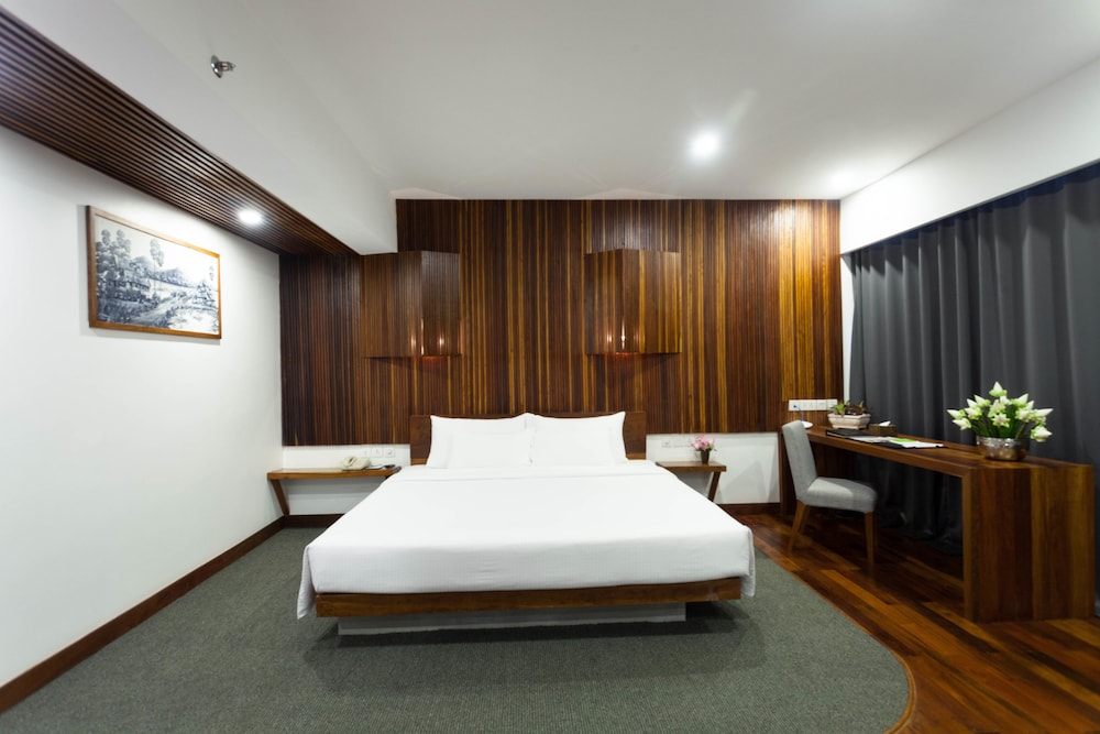 hotel somadevi angkor boutique and resort