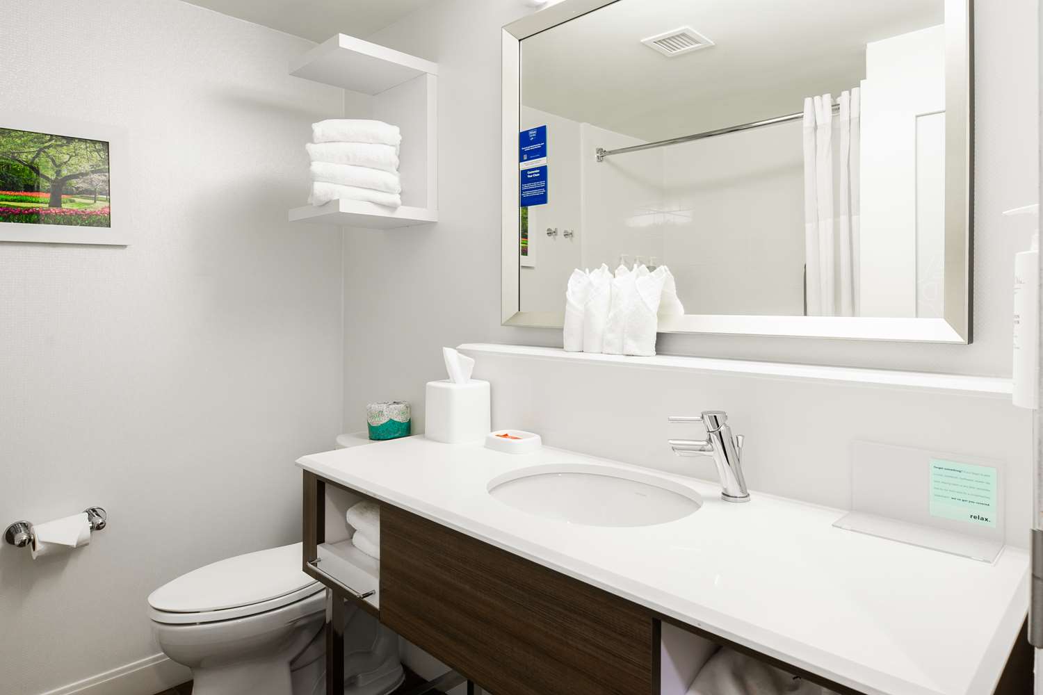 hampton inn columbia i 26 harbison blvd