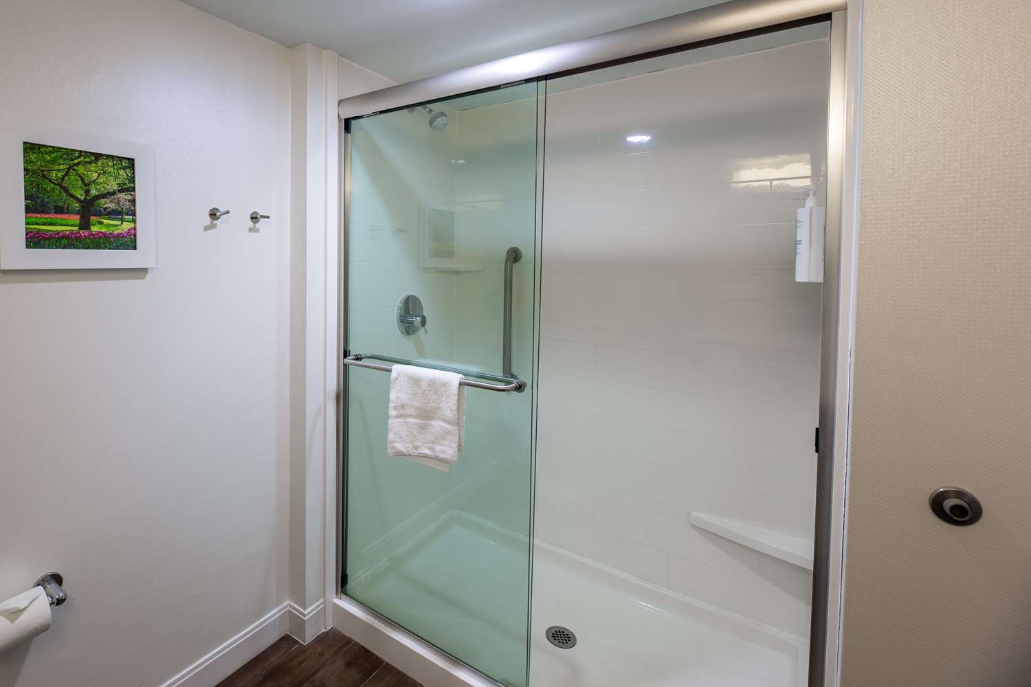hampton inn columbia i 26 harbison blvd