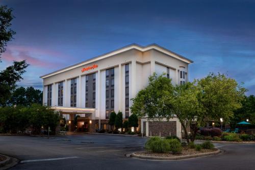 hampton inn columbia i 26 harbison blvd