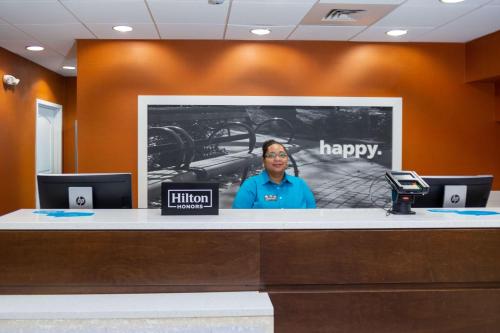 hampton inn columbia i 26 harbison blvd