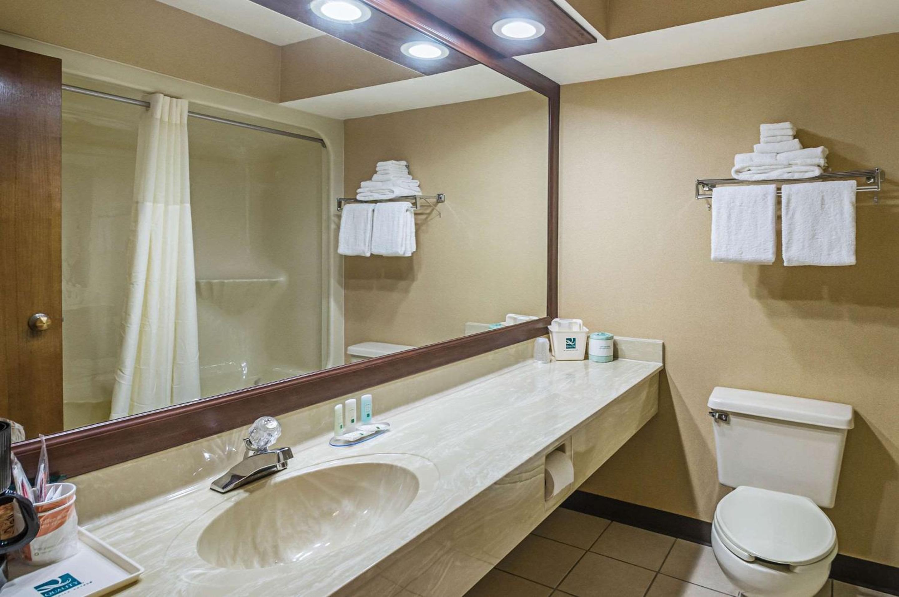 holiday inn express and suites columbia i 20 clemson road