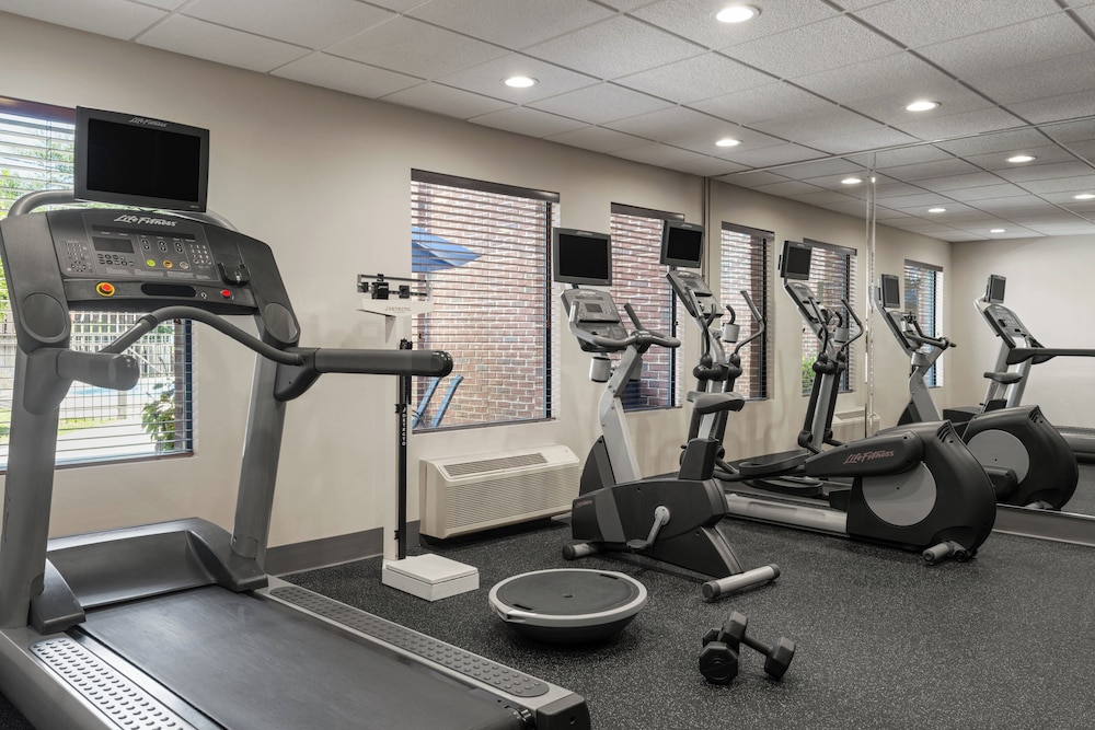 holiday inn express and suites columbia i 20 clemson road