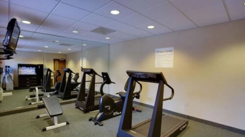 holiday inn express and suites columbia i 20 clemson road
