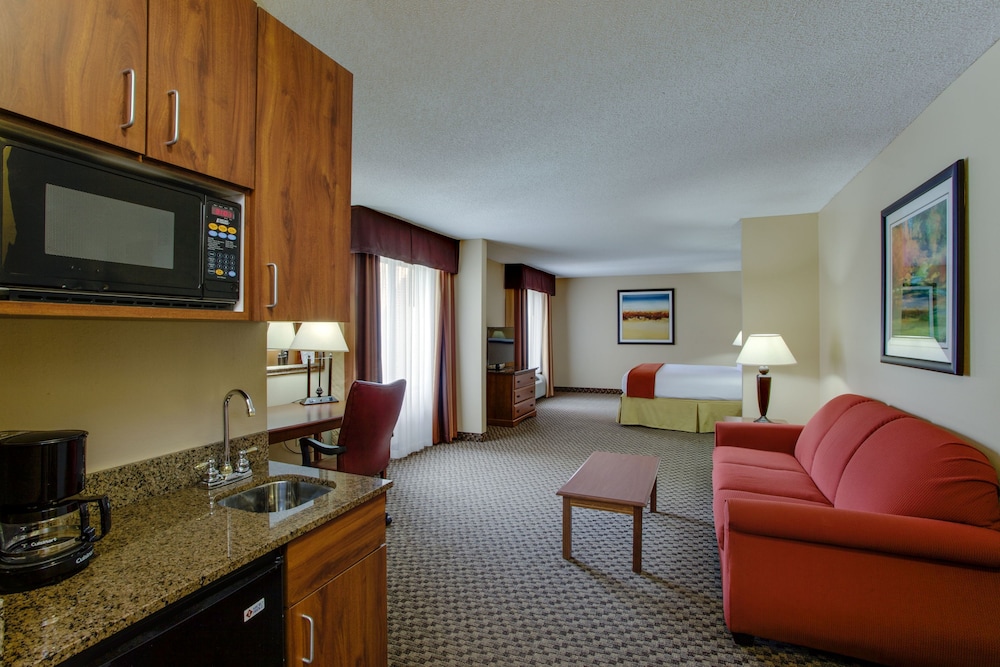 holiday inn express and suites columbia i 20 clemson road