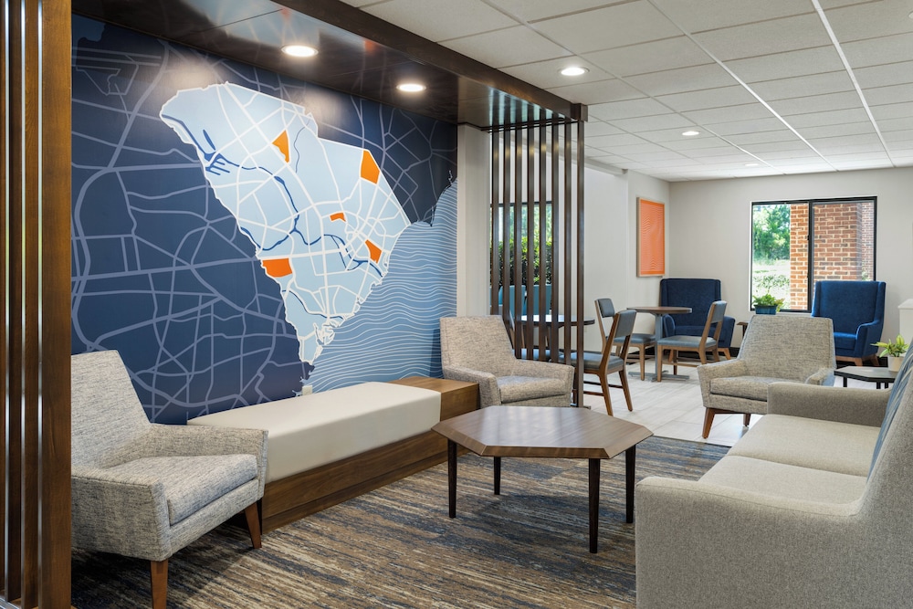 holiday inn express and suites columbia i 20 clemson road