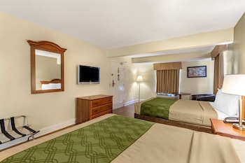 econo lodge inn and suites