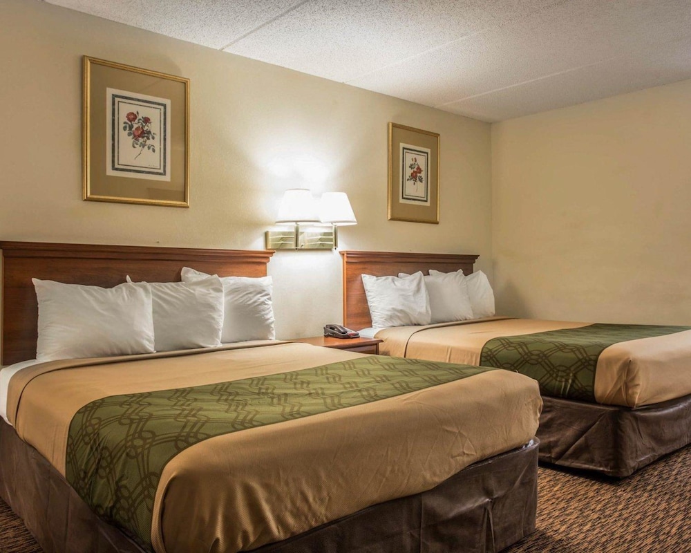 econo lodge inn and suites