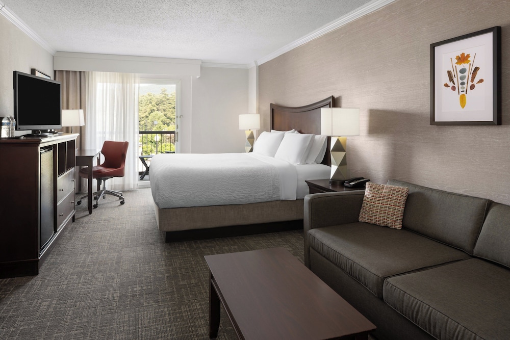 holiday inn resort lake george adirondack area by ihg