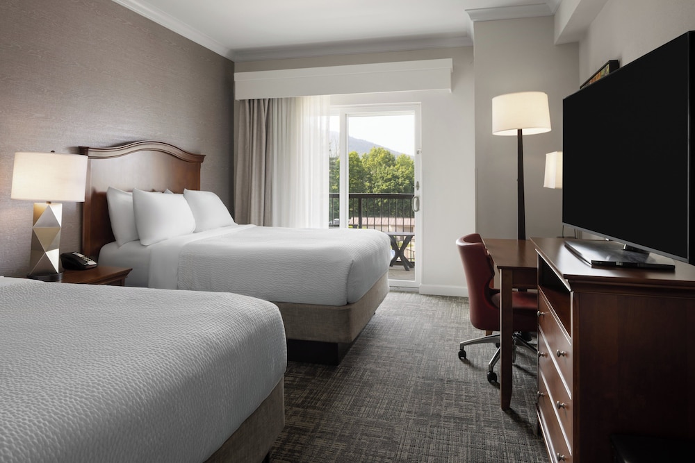 holiday inn resort lake george adirondack area by ihg