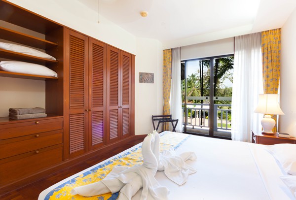 allamanda laguna phuket