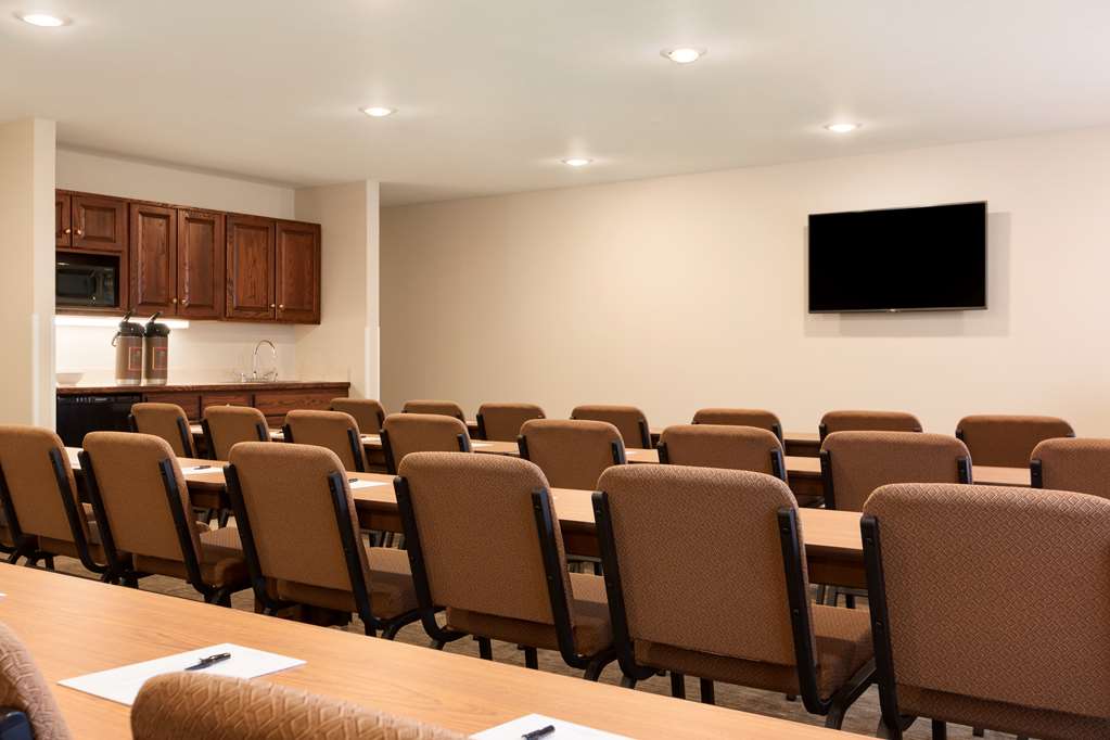 country inn and suites by radisson lehighton jim thorpe pa