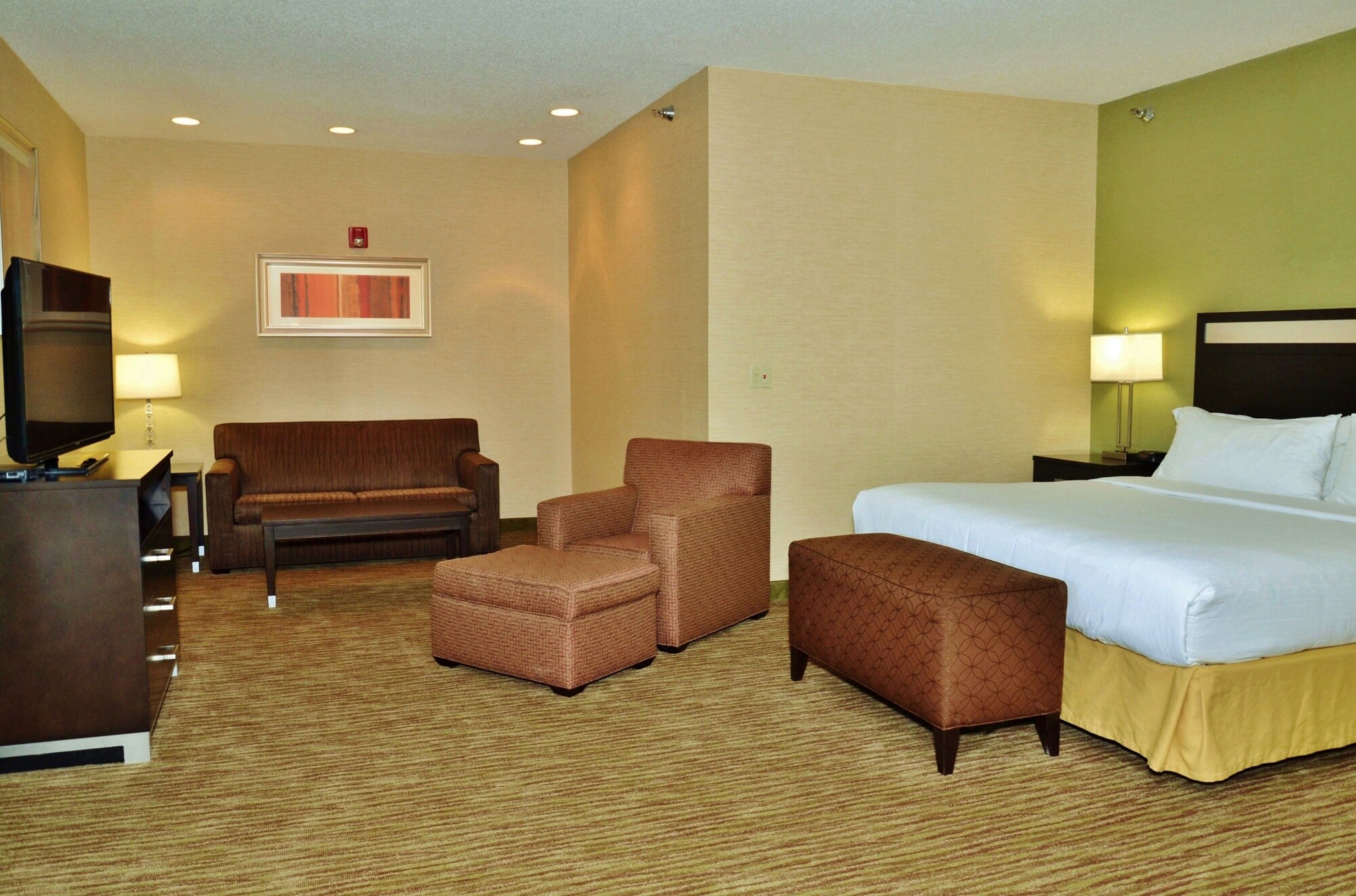 holiday inn express and suites center township by ihg