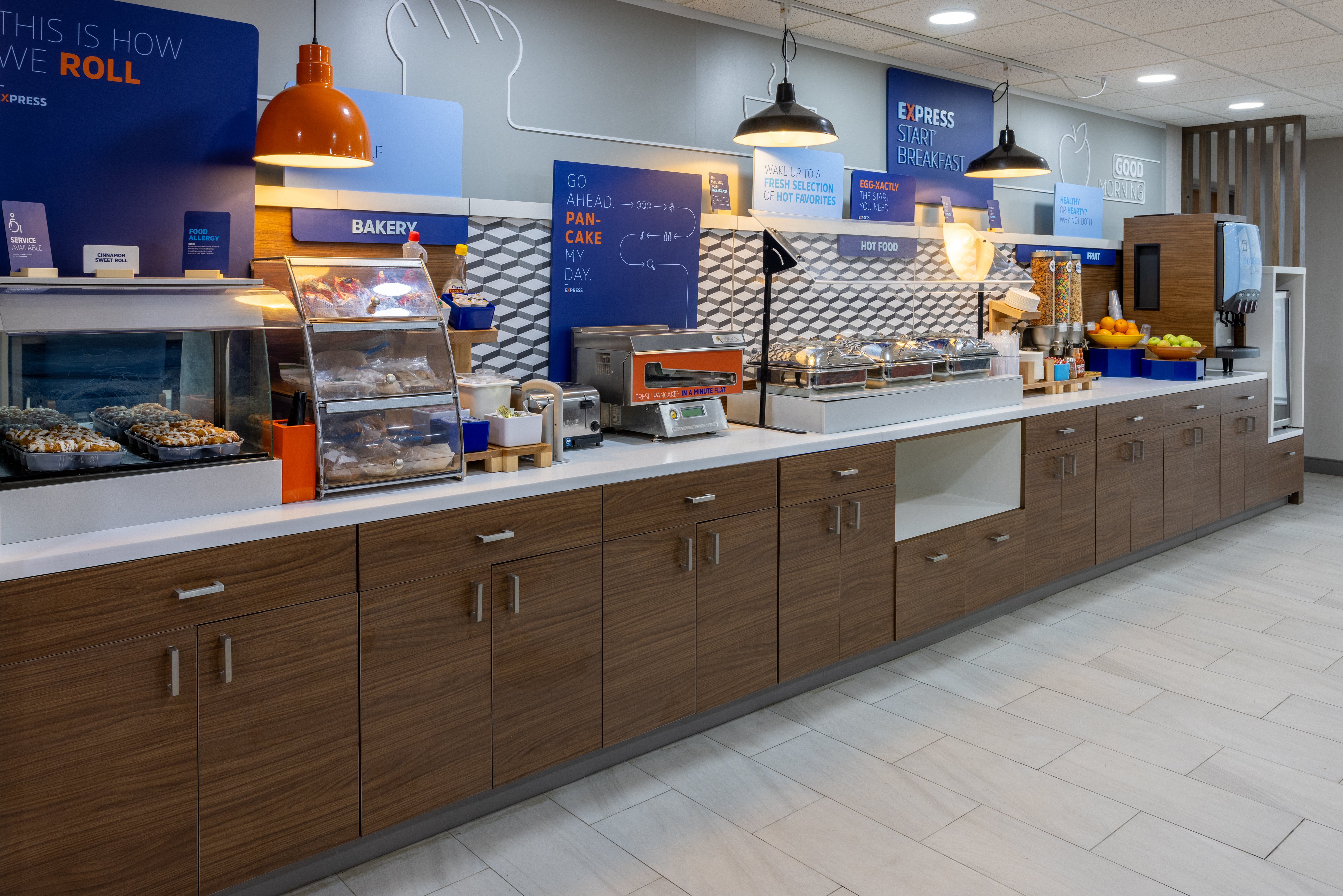 holiday inn express and suites center township by ihg