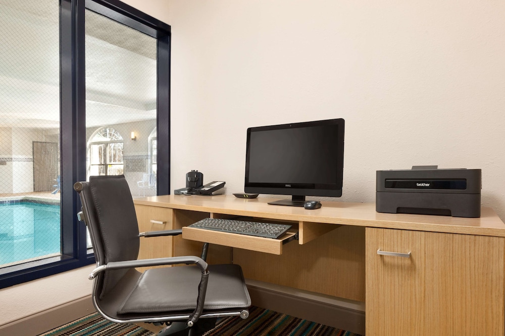 country inn and suites by radisson dalton ga