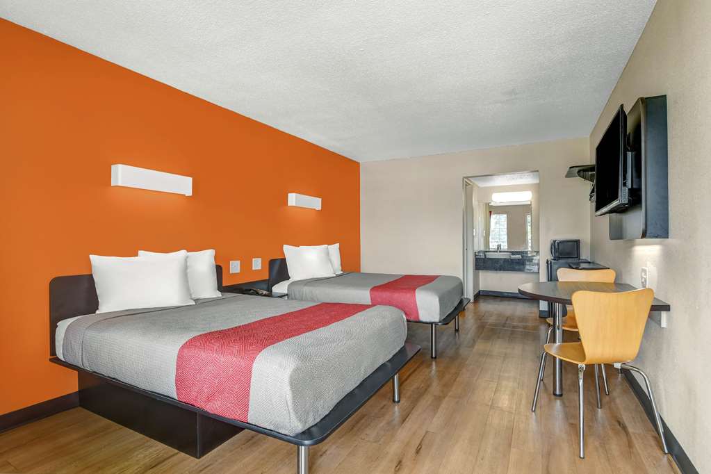 motel 6 calhoun ga