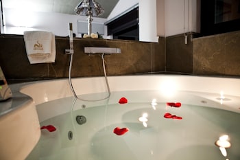 hotel and winery senorio de nevada