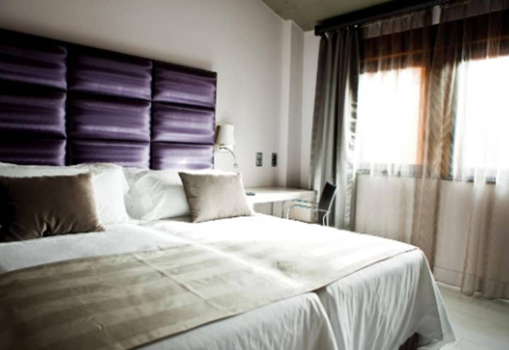 hotel and winery senorio de nevada