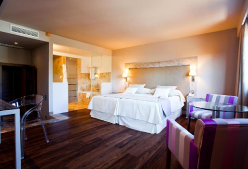 hotel and winery senorio de nevada