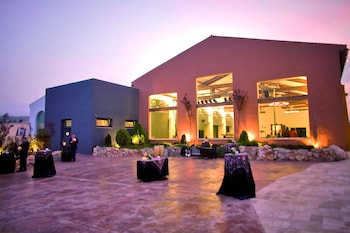 hotel and winery senorio de nevada