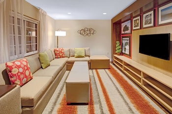mainstay suites northbrook wheeling