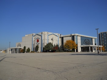 mainstay suites northbrook wheeling