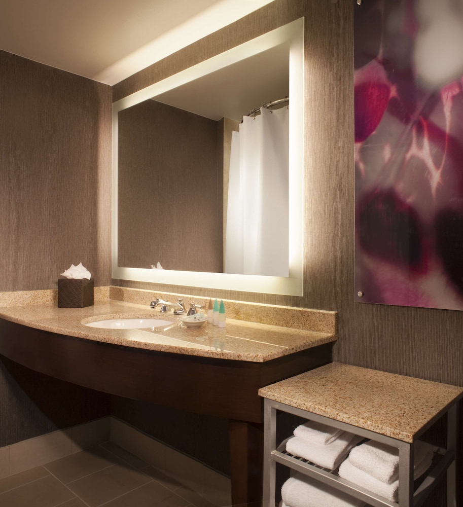 hyatt regency long island