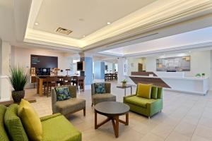 holiday inn express hauppauge long island